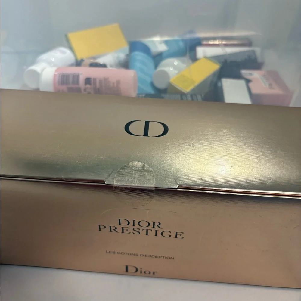 Dior Prestige Skincare Cotton Pads - Picture 3 of 6